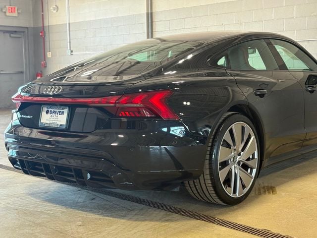 2022 Audi e-tron GT Premium Plus quattro - 22941492 - 12