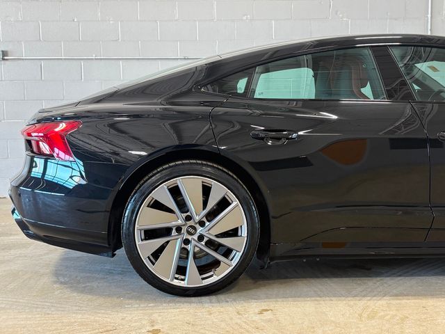 2022 Audi e-tron GT Premium Plus quattro - 22941492 - 18