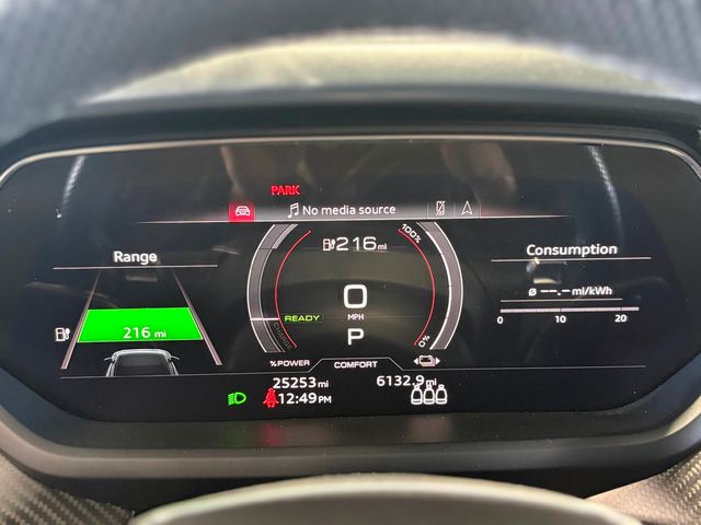 2022 Audi e-tron GT Premium Plus quattro - 22941492 - 26