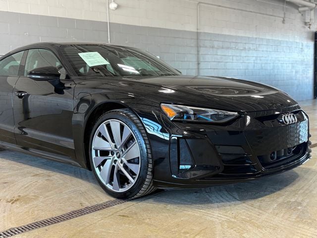 2022 Audi e-tron GT Premium Plus quattro - 22941492 - 6