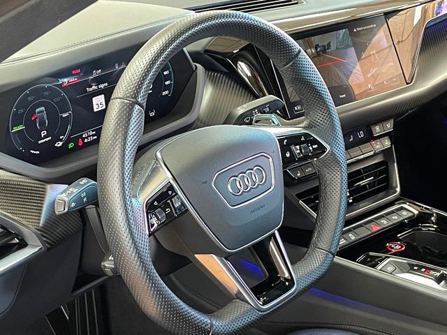 2022 Audi e-tron GT Prestige quattro - 22927225 - 17