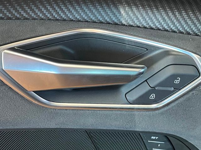 2022 Audi e-tron GT Prestige quattro - 22927225 - 19