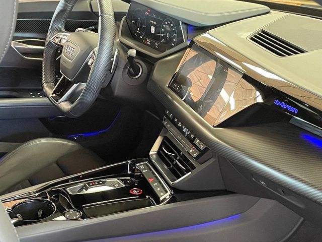2022 Audi e-tron GT Prestige quattro - 22927225 - 29