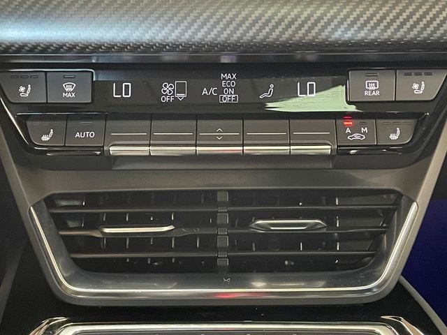 2022 Audi e-tron GT Prestige quattro - 22927225 - 32