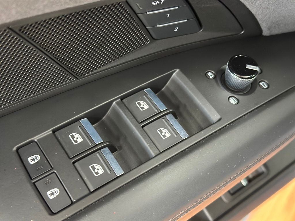 2022 Audi e-tron GT Prestige quattro - 22953035 - 17