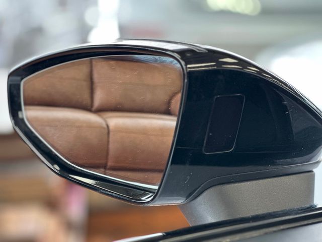 2022 Audi e-tron GT Prestige quattro - 22953035 - 18