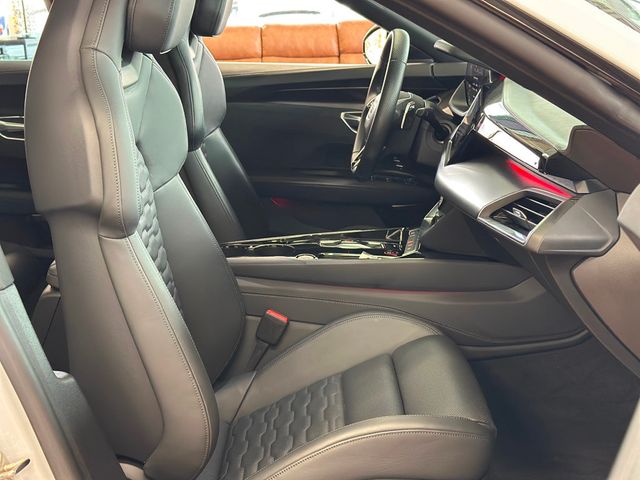 2022 Audi e-tron GT Prestige quattro - 22953035 - 24