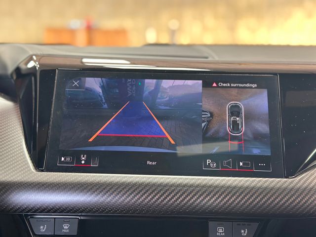 2022 Audi e-tron GT Prestige quattro - 22953035 - 32