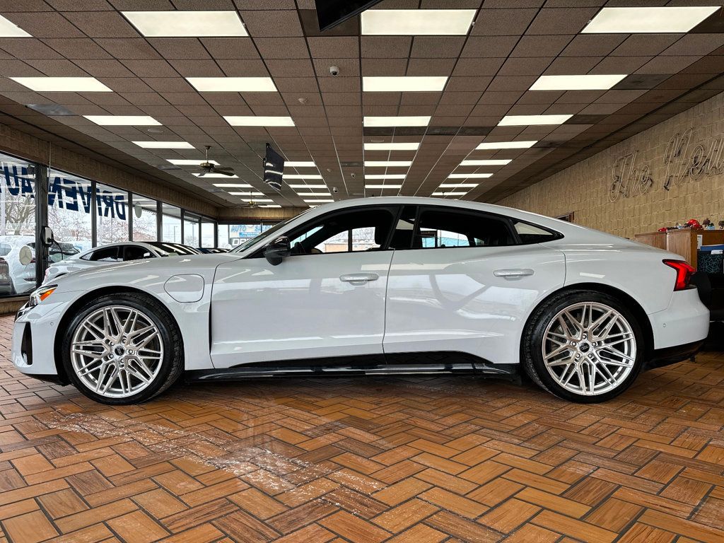 2022 Audi e-tron GT Prestige quattro - 22953035 - 6