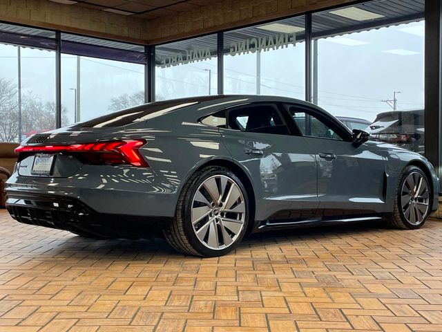 2022 Audi e-tron GT Prestige quattro - 22957270 - 10