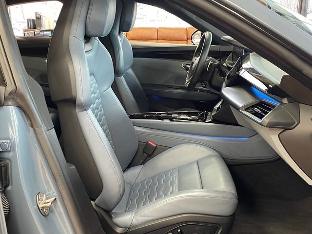 2022 Audi e-tron GT Prestige quattro - 22957270 - 26