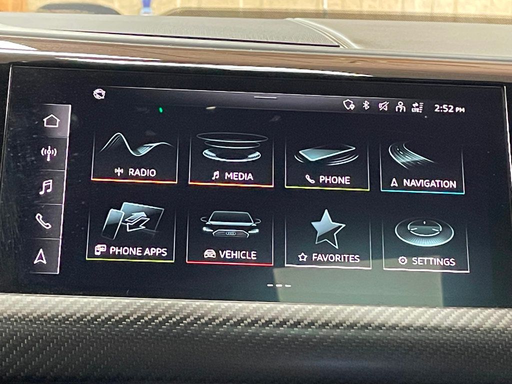 2022 Audi e-tron GT Prestige quattro - 22957270 - 34