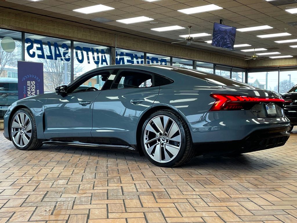 2022 Audi e-tron GT Prestige quattro - 22957270 - 6