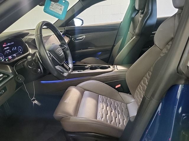 2022 Audi e-tron GT Prestige quattro - 22935208 - 1