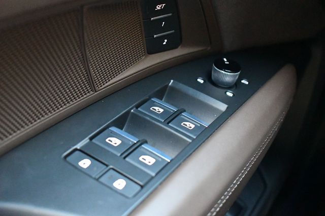 2022 Audi e-tron GT Prestige quattro - 22935208 - 19