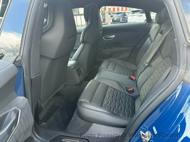 2022 Audi e-tron GT Prestige quattro - 22957395 - 17