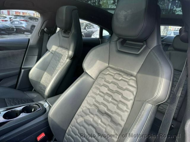 2022 Audi e-tron GT Prestige quattro - 23000091 - 12