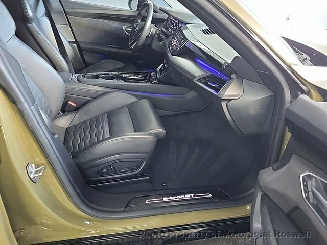 2022 Audi e-tron GT Prestige quattro - 23000091 - 4