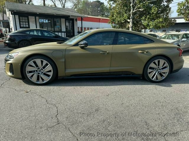 2022 Audi e-tron GT Prestige quattro - 23000091 - 8