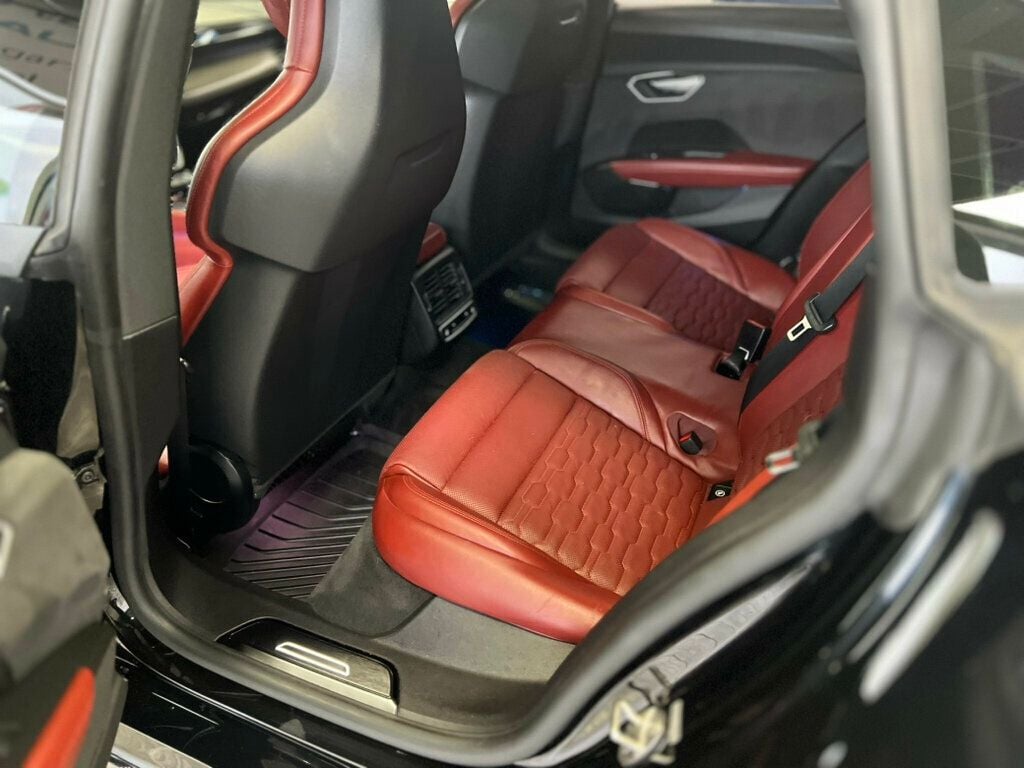 2022 Audi e-tron GT Prestige quattro - 22948403 - 9