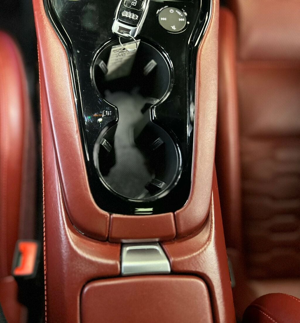 2022 Audi e-tron GT Prestige quattro - 22948403 - 29