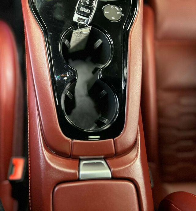 2022 Audi e-tron GT Prestige quattro - 22948403 - 29