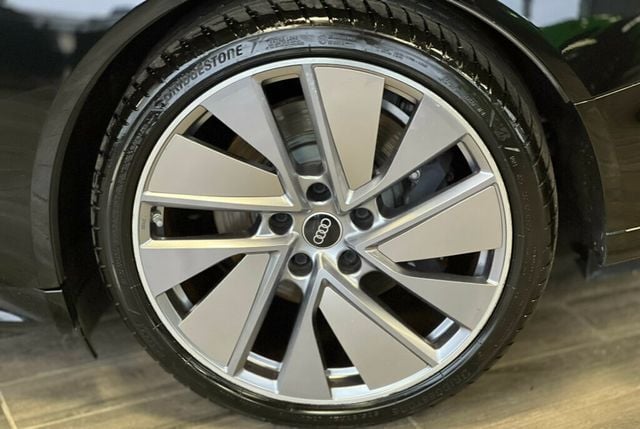 2022 Audi e-tron GT Prestige quattro - 22948403 - 34