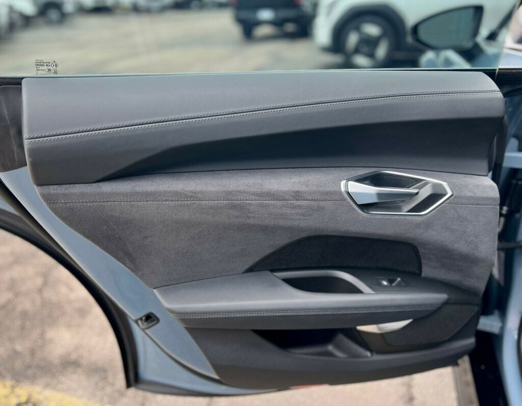 2022 Audi e-tron GT Prestige quattro - 22994309 - 19