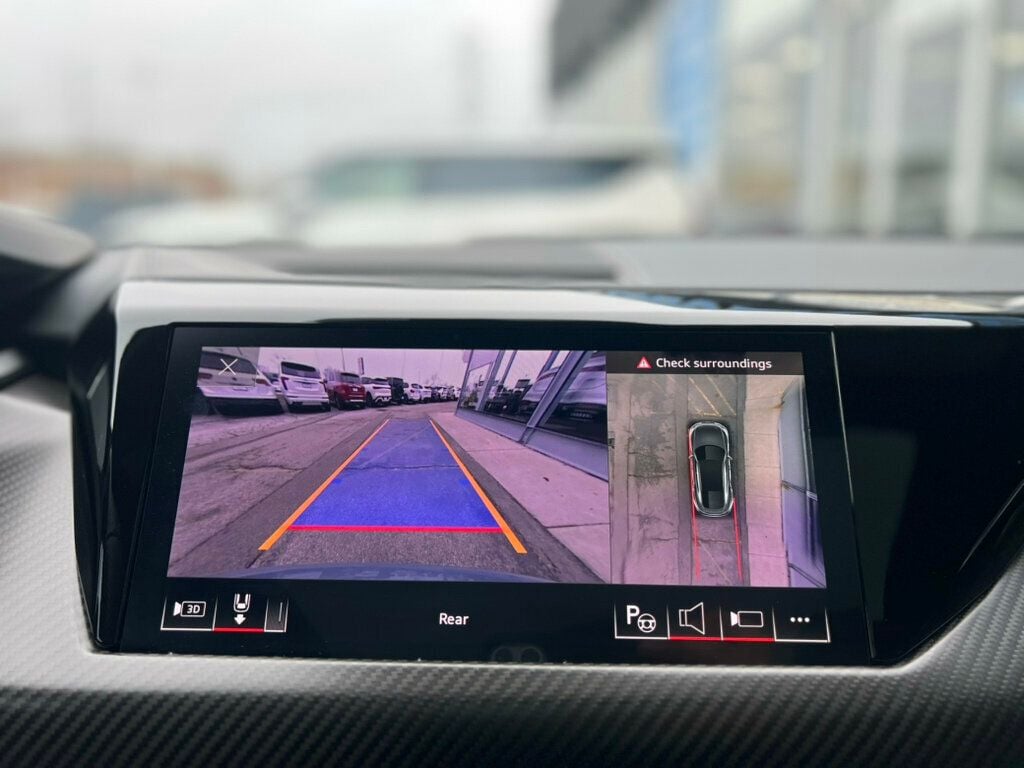 2022 Audi e-tron GT Prestige quattro - 22994309 - 31