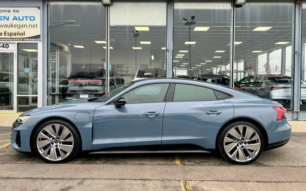 2022 Audi e-tron GT Prestige quattro - 22994309 - 37