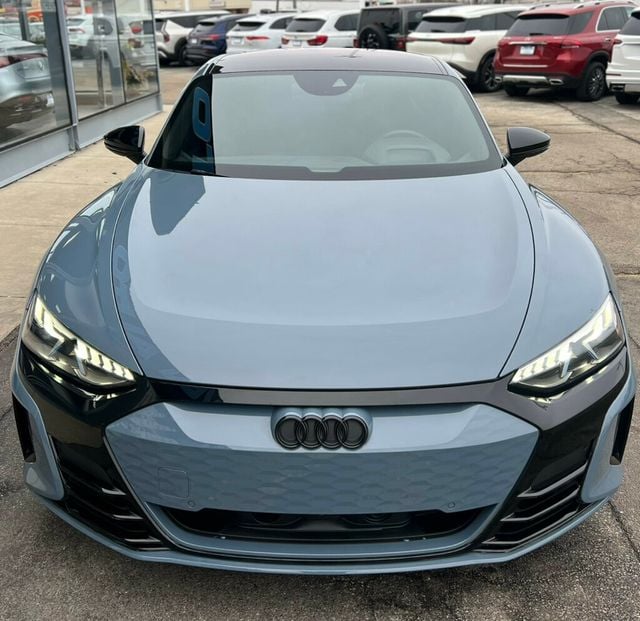 2022 Audi e-tron GT Prestige quattro - 22994309 - 6