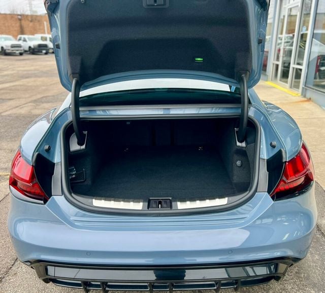 2022 Audi e-tron GT Prestige quattro - 22994309 - 8