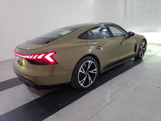 2022 Audi e-tron GT Prestige quattro - 23027556 - 4