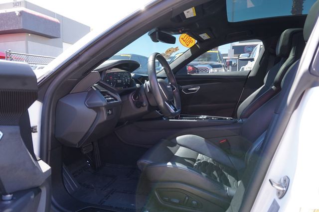 2022 Audi e-tron GT PRESTIGE QUATTRO, ELECTRIC, ALL WHEEL DRIVE, PANORAMIC MOON ROOF - 23079999 - 17