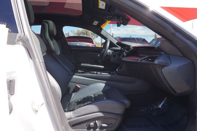 2022 Audi e-tron GT PRESTIGE QUATTRO, ELECTRIC, ALL WHEEL DRIVE, PANORAMIC MOON ROOF - 23079999 - 21