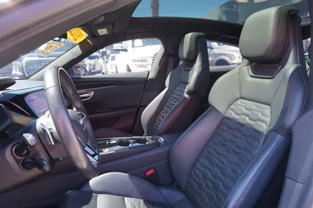 2022 Audi e-tron GT PRESTIGE QUATTRO, ELECTRIC, ALL WHEEL DRIVE, PANORAMIC MOON ROOF - 23079999 - 23