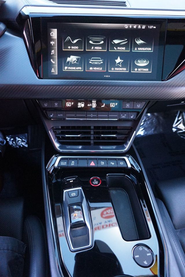 2022 Audi e-tron GT PRESTIGE QUATTRO, ELECTRIC, ALL WHEEL DRIVE, PANORAMIC MOON ROOF - 23079999 - 30
