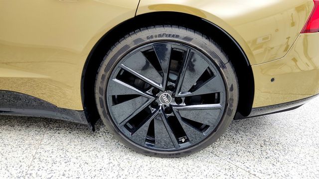 2022 Audi e-tron GT Prestige quattro w/ Performance Package & Full Leather Interior - 22979665 - 8