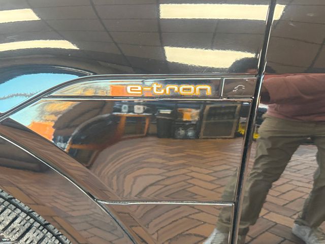 2022 Audi e-tron Sportback S line Premium quattro - 22945631 - 15