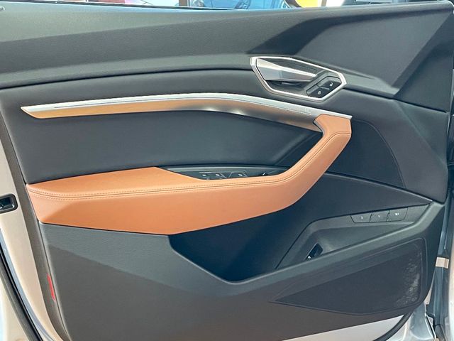 2022 Audi e-tron Sportback S line Premium quattro - 22952757 - 14