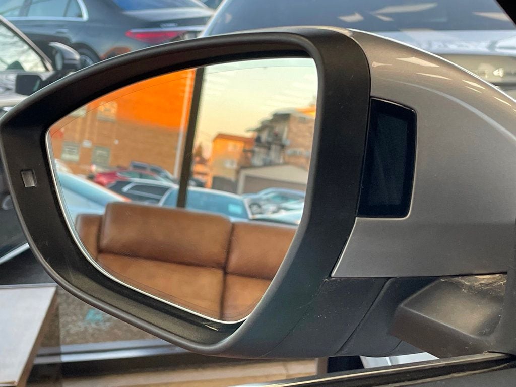 2022 Audi e-tron Sportback S line Premium quattro - 22952757 - 18