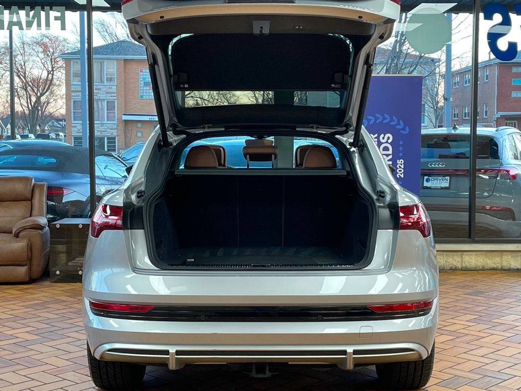 2022 Audi e-tron Sportback S line Premium quattro - 22952757 - 23