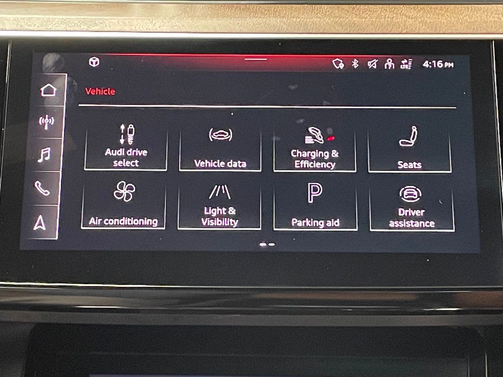 2022 Audi e-tron Sportback S line Premium quattro - 22952757 - 32