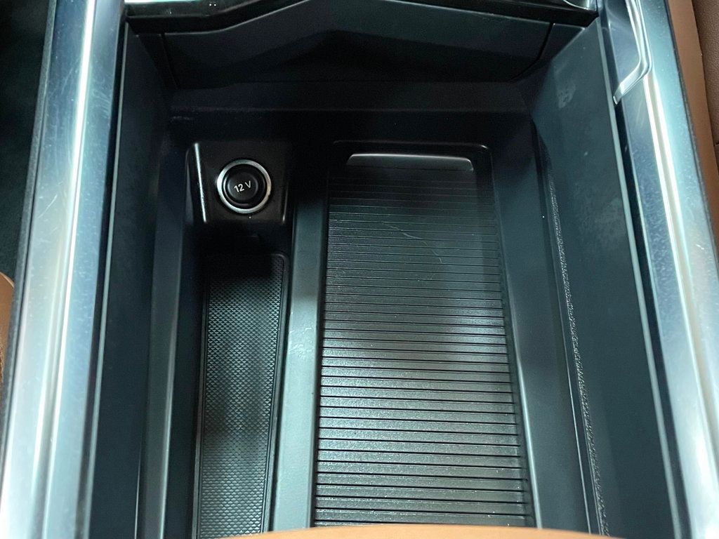 2022 Audi e-tron Sportback S line Premium quattro - 22952757 - 38