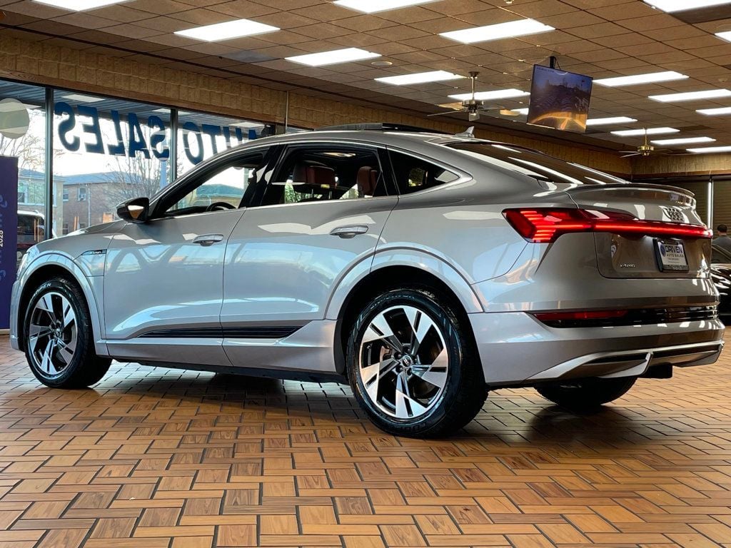 2022 Audi e-tron Sportback S line Premium quattro - 22952757 - 5