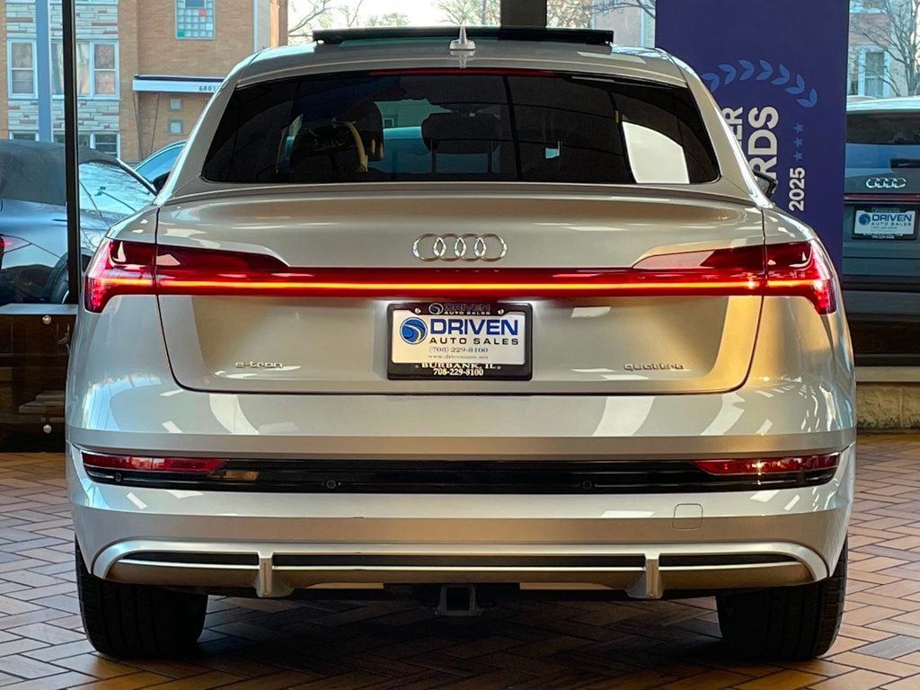 2022 Audi e-tron Sportback S line Premium quattro - 22952757 - 8