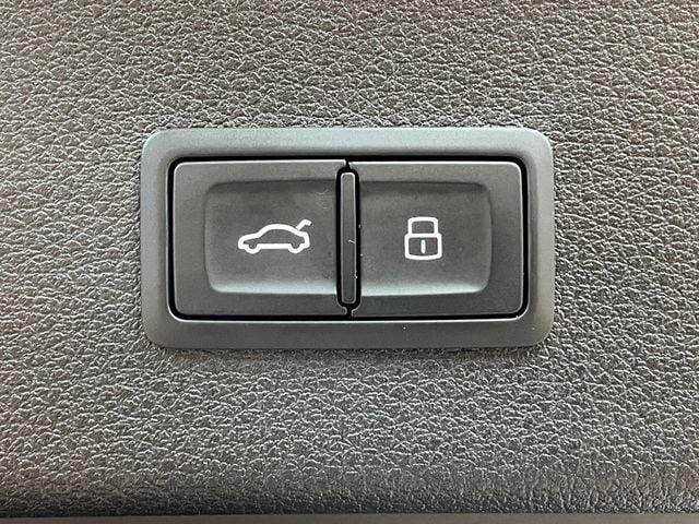 2022 Audi e-tron Sportback S line Premium quattro - 22958962 - 25