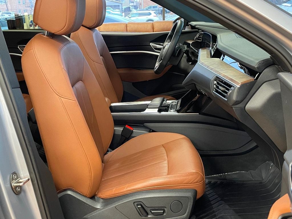 2022 Audi e-tron Sportback S line Premium quattro - 22958962 - 27