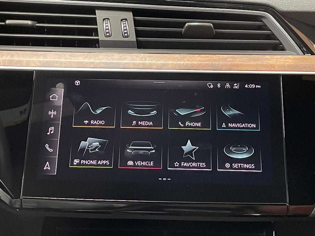 2022 Audi e-tron Sportback S line Premium quattro - 22958962 - 34