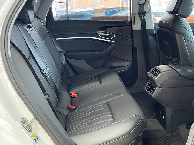 2022 Audi e-tron Sportback S line Prestige quattro - 22988195 - 33
